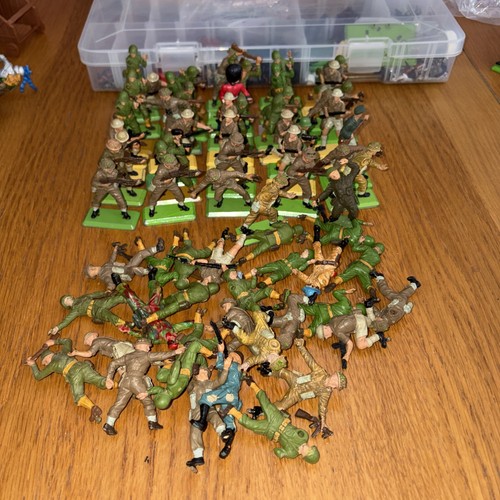 Britains deetail and - britains, toy