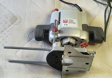 Performance power pro plunge router 230V 1020W 1/4 collet (working)