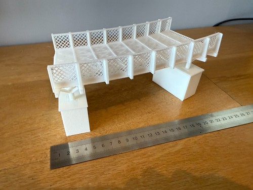 Gauge 3rd curve - /, ho