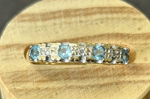 Vintage solid 9ct gold