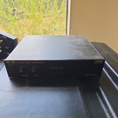 Boss pro stereo - stereo, noise