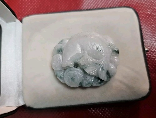 Ice green jadeite - green, fish