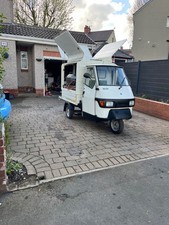 Italian Piaggio Ape 50  Pizza