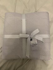 M&S Large Grey Quilt Pattern