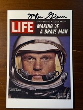 JOHN GLENN signed 4x6 photo |