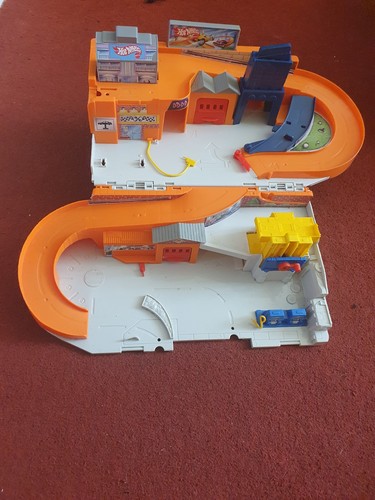 Hot wheels car wash - car, wash,