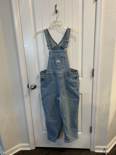 Levi strauss co two - &,