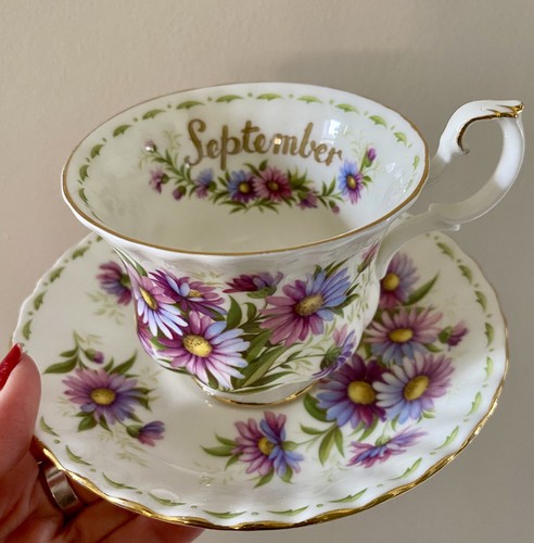 Vtg 1970 royal albert - royal,
