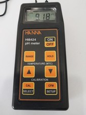 Mint Hanna HI-8424 Handheld  pH Meter with HI1230 pH electrode and HI 7662 probe