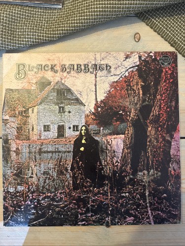 Black sabbath debut - black, lp