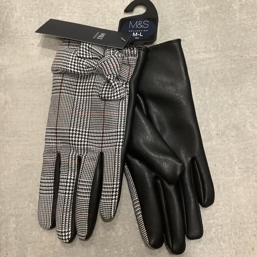 Ladies check gloves size - m&s,