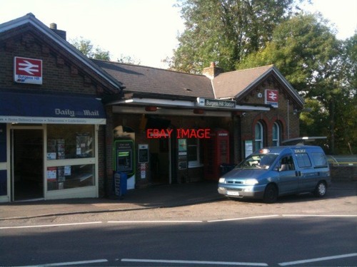 Photo burgess hill railway - burgess,