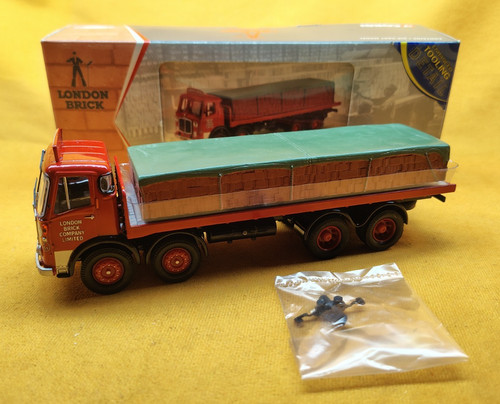Corgi 26401 scale aec mkv - 1:50,