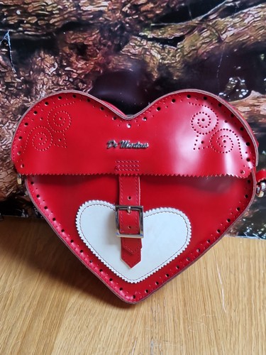 Martens valentine heart - dr,