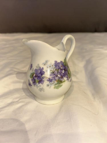 Victoria china lilac floral - lilac,