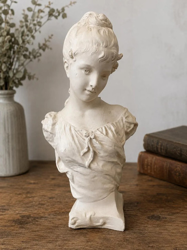 Large french style plaster - large,