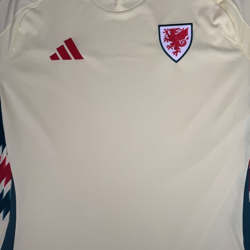 Wales football shirt 2024 - wales,