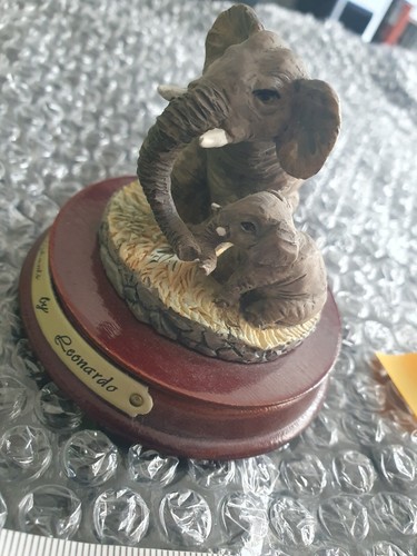Elephant leonardo - elephant,