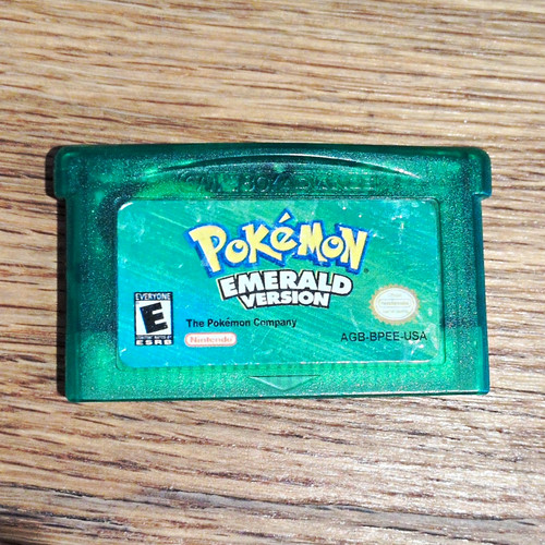 Nintendo pokemon emerald - pokemon,