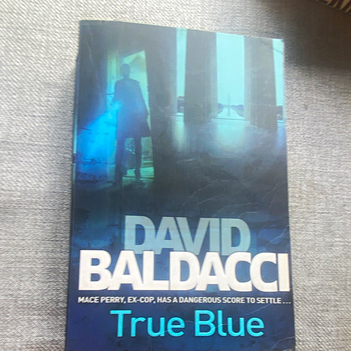 David baldacci true - baldacci, blue