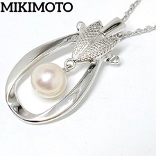 Unused MIKIMOTO pearl necklace