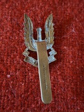 J R Gaunt  London SAS Cap Badge