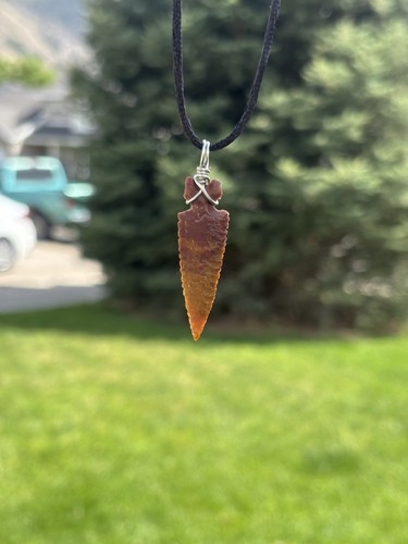 Utah agate arrow - arrow, flint