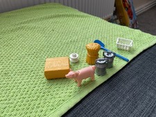 PLAYMOBIL  FARM NEW BARN WITH SILO SET 5119  (SPARES OR REPLACEMENTS)