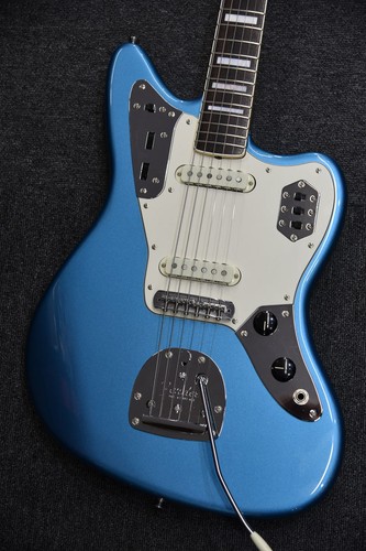 Fender made japan - made,