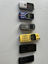 Collection of Vintage Mobile Phones Untested