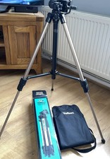 Velbon CX-440 Tripod With Original Box  Video & Photo (broken clip still works)
