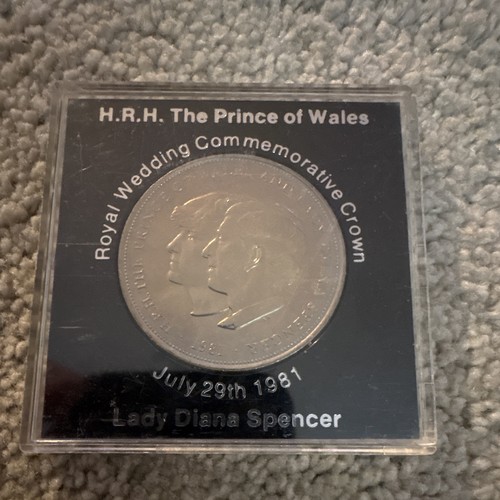 Royal wedding commemorative - royal,