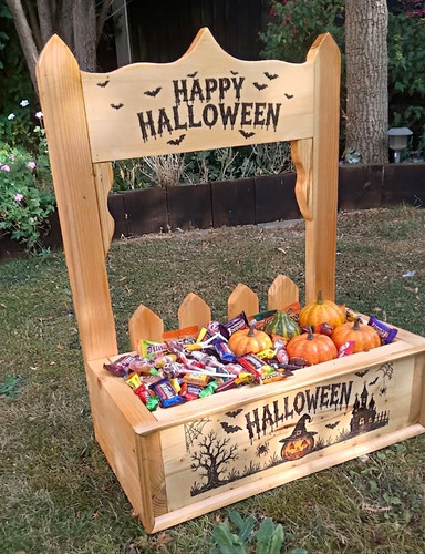 Halloween wooden planter - wooden, sweet
