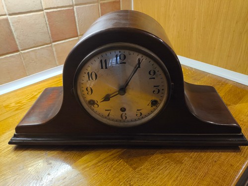 Lovely antique mantel - , clock