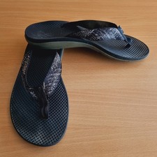 Chaco Black Eco Tread Flip Flops Sandals Thongs Womens 10