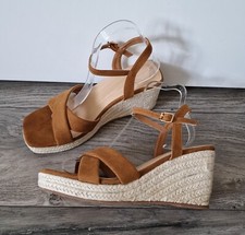 Womens Tan Mid Wedge Heel