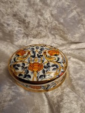 Museum Collections William Morris Rose Chintz Bone China Pill Trinket Box 