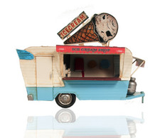 Metal 1966 Ice Cream Model