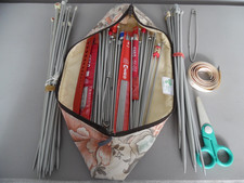 KNITTING NEEDLES / CROCHET. LARGE UNSORTED BUNDLE, ZIP TOP NEEDLE BAG. GC