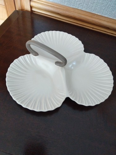 Vintage poole pottery scallop - pottery,