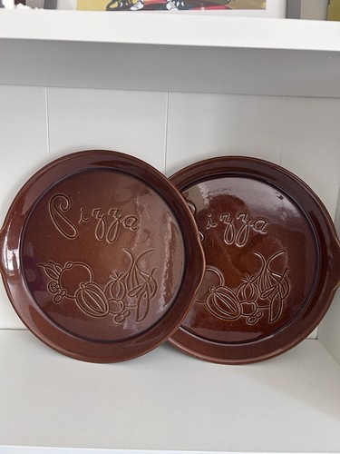 Vintage brown ceramic pizza - brown,
