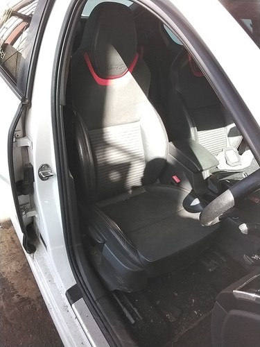 Front seat skoda - front,