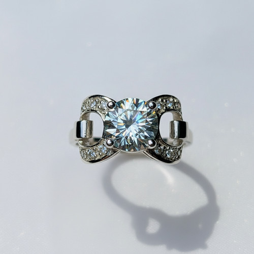 3cts moissanite - 1.3cts,
