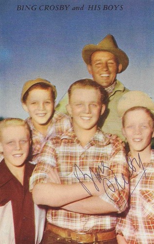 Bing crosby autographed signed - crosby,