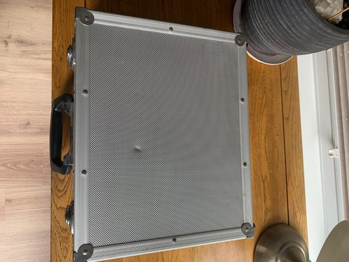 Medium large hard aluminium - large,