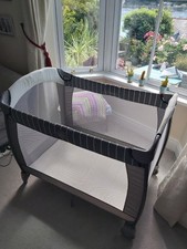 Travel Cot Graco Contour Electra  with accessories.