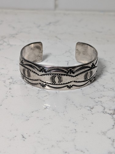 Navajo sterling silver - navajo, cuff