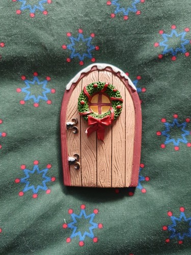 Small ceramic elf - small,