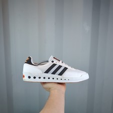 UK 11 - adidas Originals