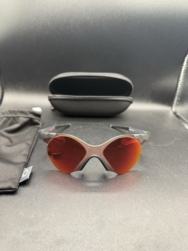 Oakley subzero matte grey - oakley,